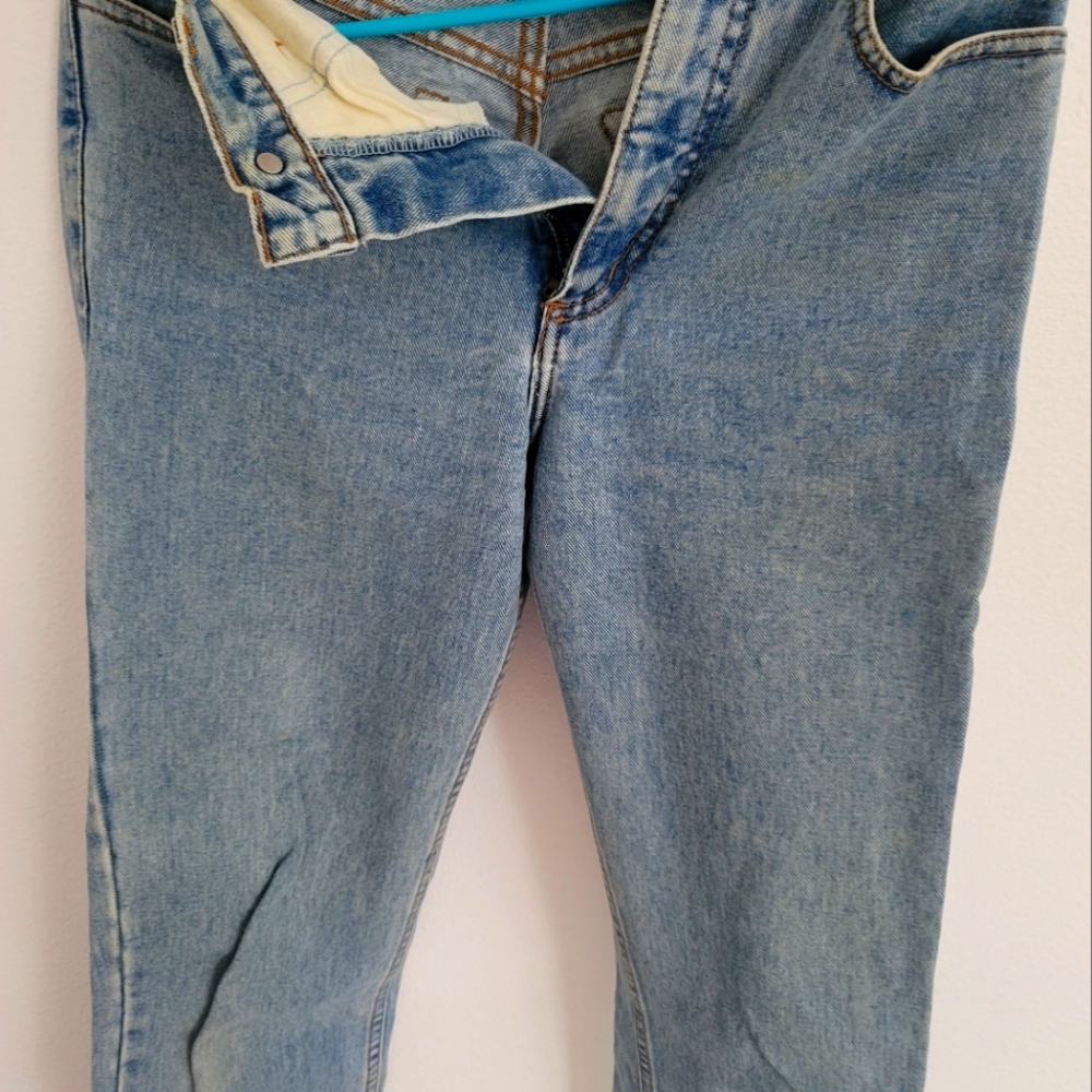 GUESS JEANS